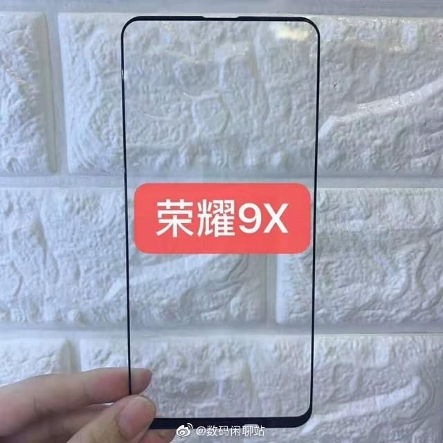 新闻汇:iPhone11系列全家福抢眼 LPDDR5内存将量产