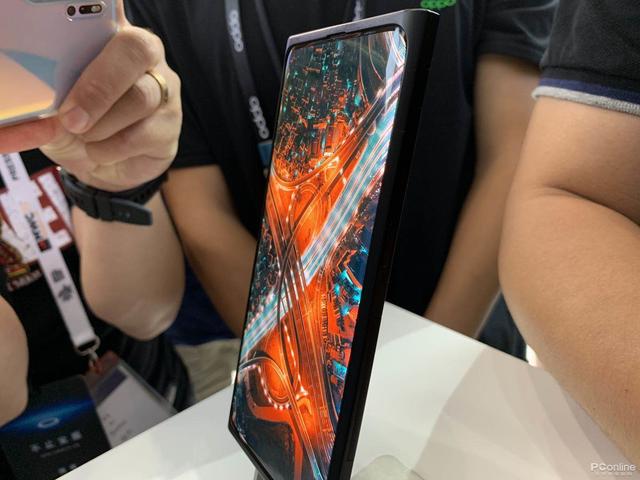 龙争虎斗的5G时代,谁能抢占手机更牛逼的技术?