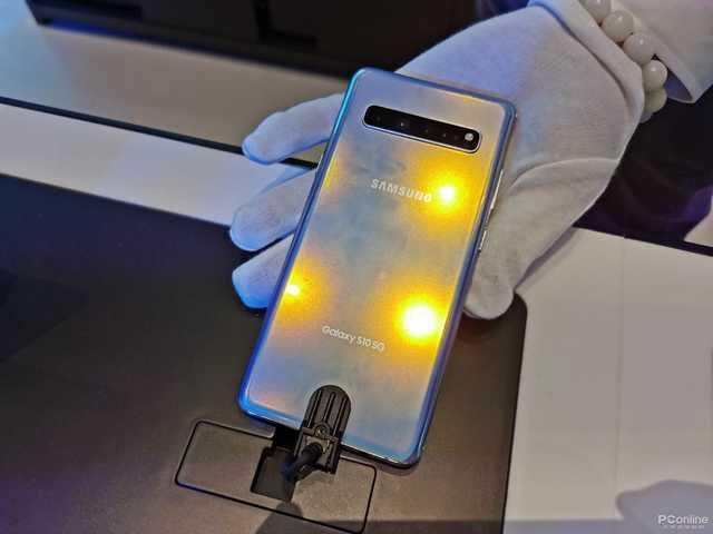 龙争虎斗的5G时代,谁能抢占手机更牛逼的技术?