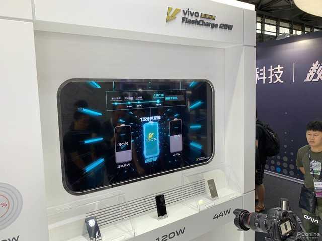 龙争虎斗的5G时代,谁能抢占手机更牛逼的技术?