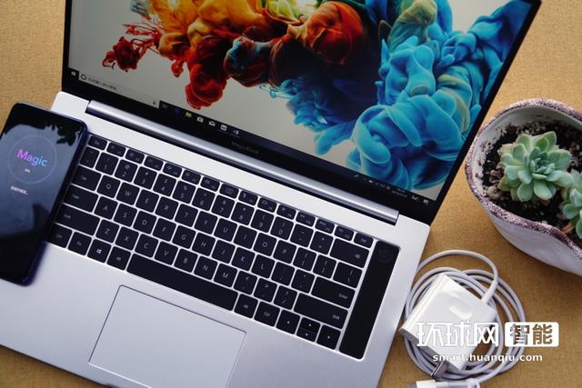 荣耀MagicBook Pro测评:全面屏专业生产力工具