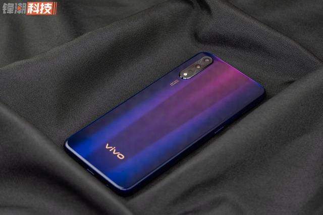 vivo Z5 极光幻境图赏:追求色彩,不只是旗舰机的权利