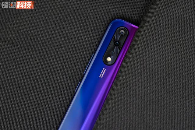 vivo Z5 极光幻境图赏:追求色彩,不只是旗舰机的权利