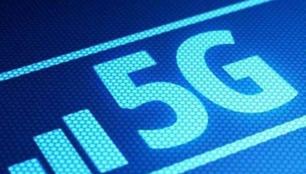 屏占比超100%,这种旗舰实属业内罕见;iOS 13悄然上线,逆天流畅