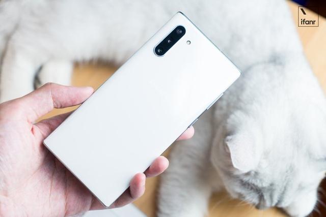 三星 Galaxy Note10 评测:全面屏手机从未如此惊艳