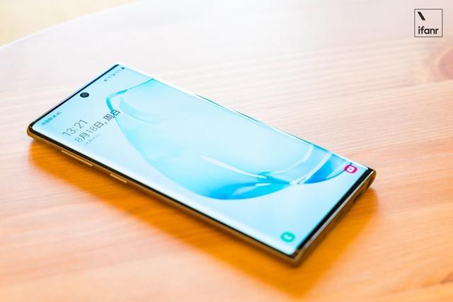 三星 Galaxy Note10 评测:全面屏手机从未如此惊艳