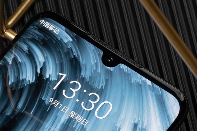 中国移动先行者X1 5G手机评测:惊艳我们的不只是速度