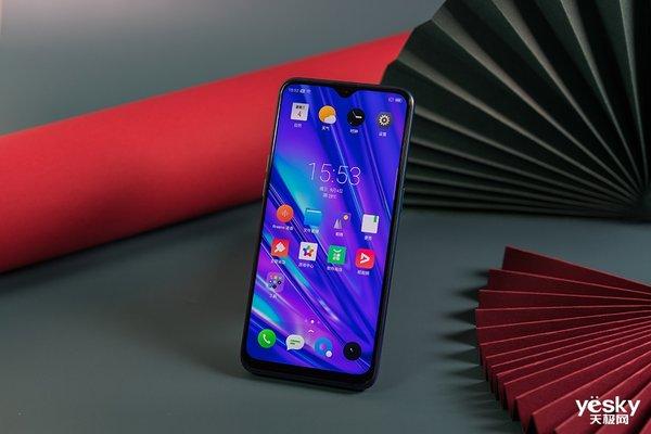 realme Q手机评测：性能强悍无惧挑战