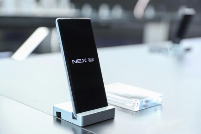 NEX 3 5G智慧旗舰正式开售