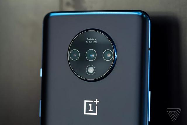 这可能是一加OnePlus 7T不支持无线充电的原因