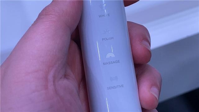 3分钟带你看魅族新品发布会,除了手机还有耳机和牙刷