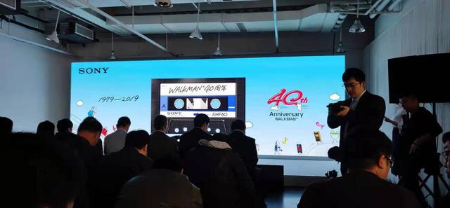 Walkman40周年,索尼发布纪念版ZX500和A100新音乐播放器