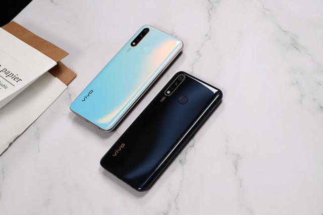 长续航千元机又多一个选择 vivo Z5i评测