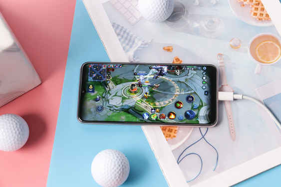 续航更持久才能畅玩游戏，vivo Z5i的快充有多强？