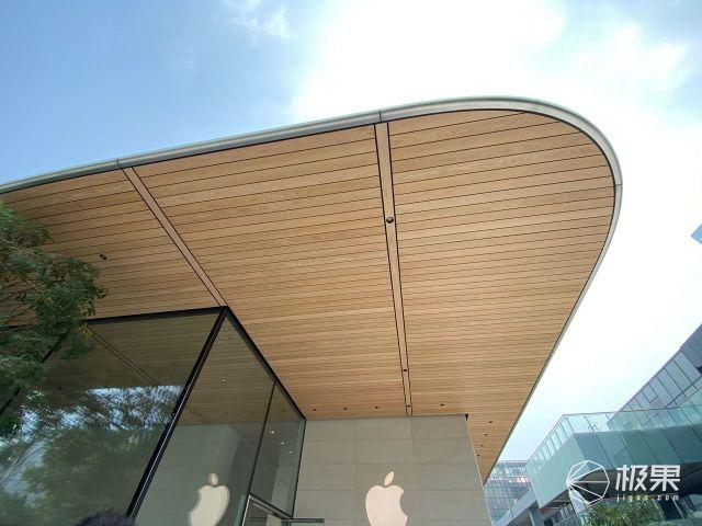 京味十足！提前探店苹果三里屯新Apple Store，新设计更“抓眼”