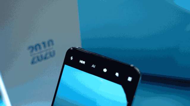 Redmi K30至尊纪念版评测:在5G时代回到1999!名副其实的水桶机