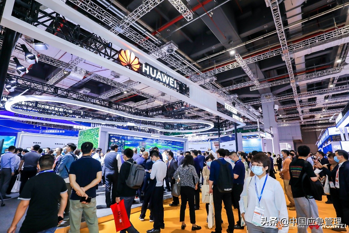 华为携安全智能体解决方案,倾力亮相长三角应急博览会